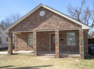 2010 S 13th St, Chickasha, OK 73018