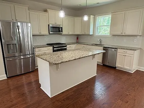 1310 Sourwood Dr — Photo 2