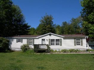 5 Susan Ln, Plattsburgh, NY 12901