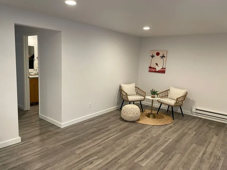 Sherwood Terrace Apartments — Photo 12