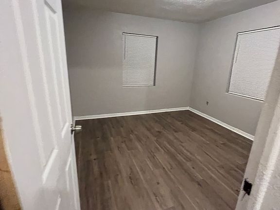 2nd image of 1540 Ella St