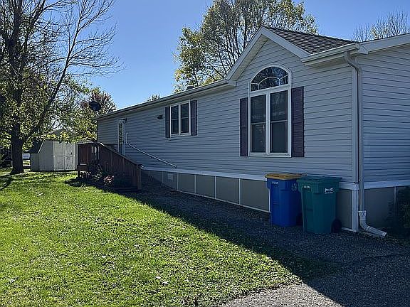 East side with handicap ramp