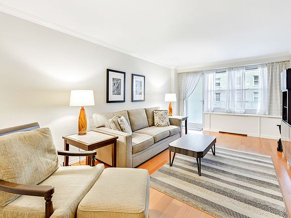 5th image of 1461 1st Ave #9A