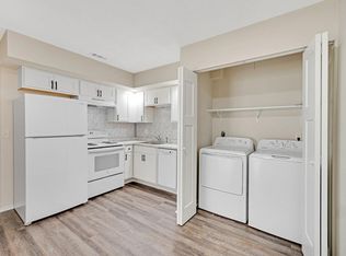2302 Versailles Village Pl, Fort Wayne, IN 46808