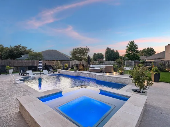10707 Barker Lake Ct, Cypress, TX 77433