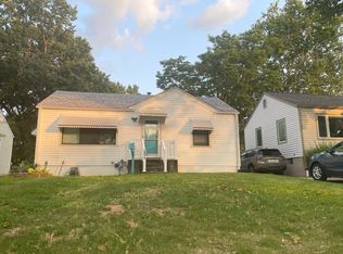 10812 Saint Xavier Ln, Saint Ann, MO 63074