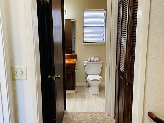 3rd image of 910 Capitola Ave #14