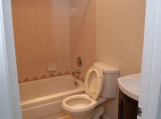 2152 N 112th St UNIT 101, Seattle, WA 98133