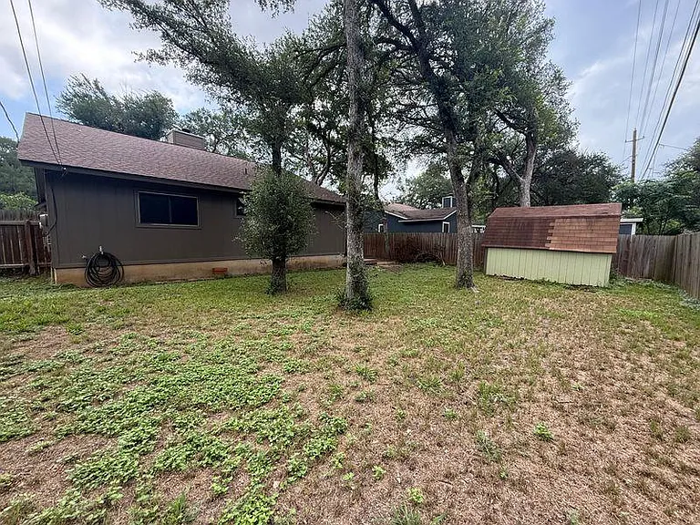 2811 Crownspoint Dr — Photo 19