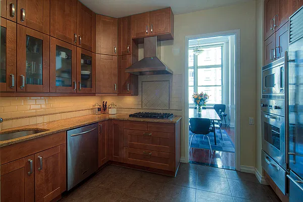 Sold by Brown Harris Stevens | media 6