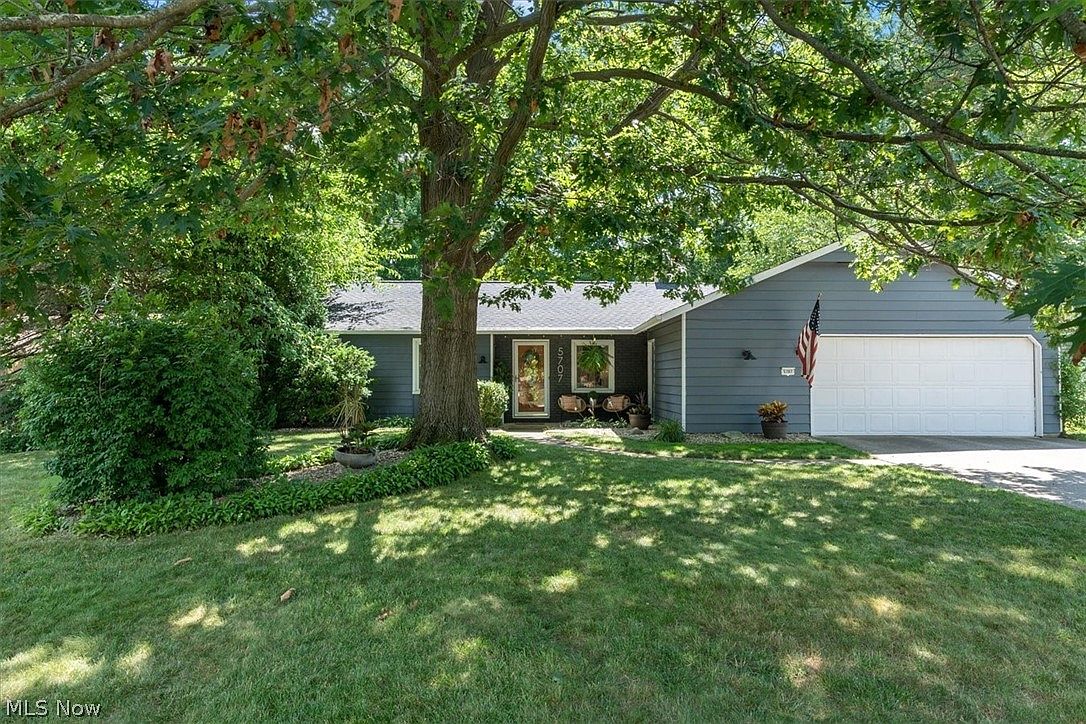 5707 Mills Creek Ln, North Ridgeville, OH 44039 Zillow