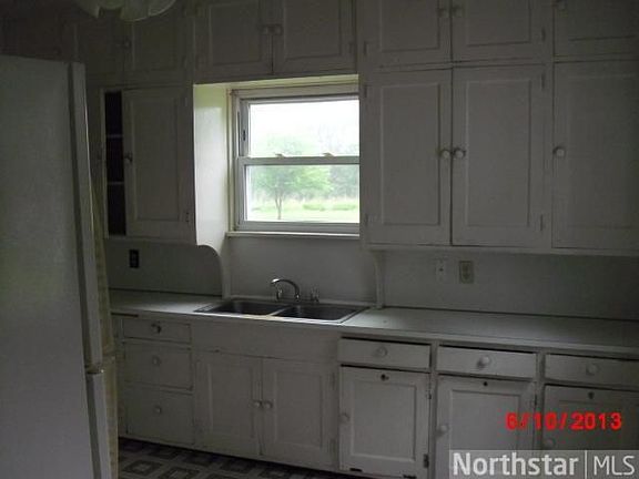 2nd image of 39518 Roanoke St NW