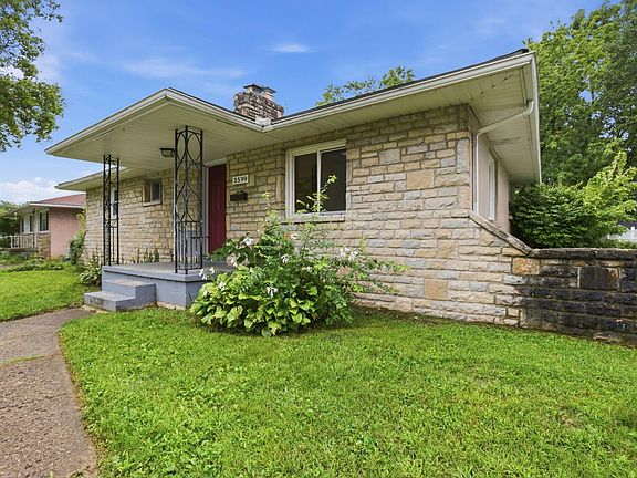 4th image of 3599 Astor Ave