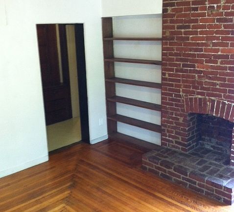5th image of 200 Stratford Ave #1R