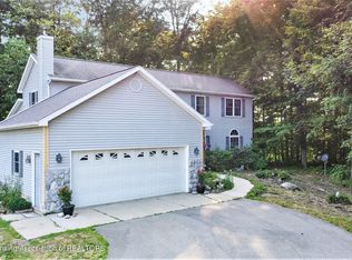 22497 21 Mile Rd, Olivet, MI 49076