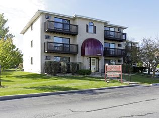 16023 Birch Ct APT 1304, Tinley Park, IL 60487