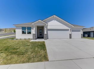 6178 W 32nd Ct, Kennewick, WA 99338