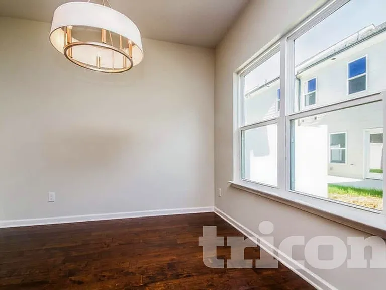 512 Hickory Leaf Ct — Photo 7