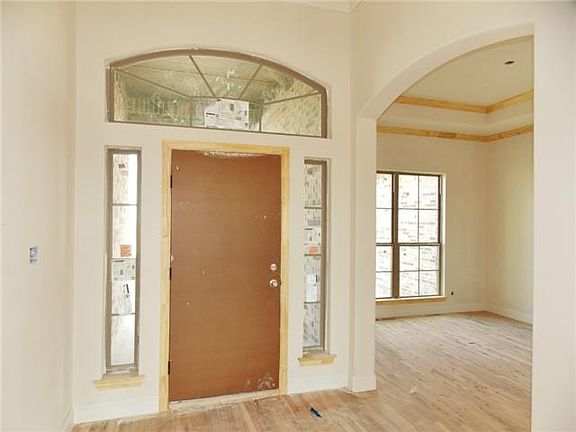 4th image of 105 Northbrook Dr
