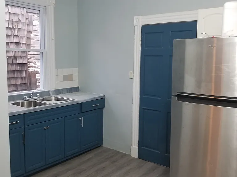 3 Jones Pl #2 — Photo 9