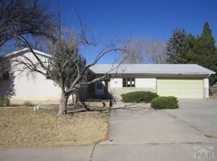 49 Loch Lomond Ln, Pueblo, CO 81001