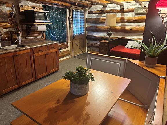 3rd image of 8062 Sand Bay Rd