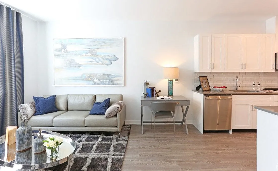 CityLine - Jersey City East — Photo 3