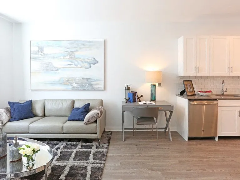 CityLine - Jersey City East — Photo 3