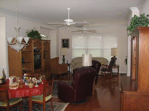 Living Rm