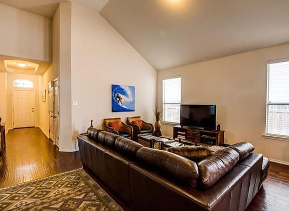 5th image of 10108 Milla Cir #10