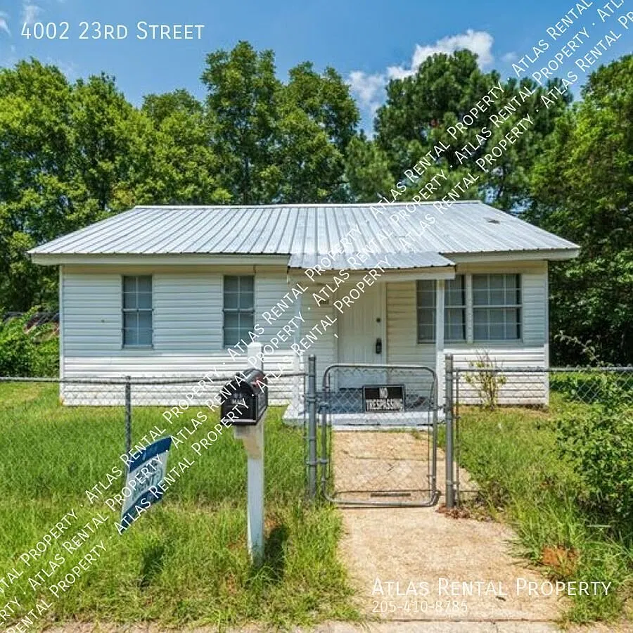 4BR/2BA Home with Granite, Luxury Flooring & Fenced Yard Ready to Rent! — Photo 1