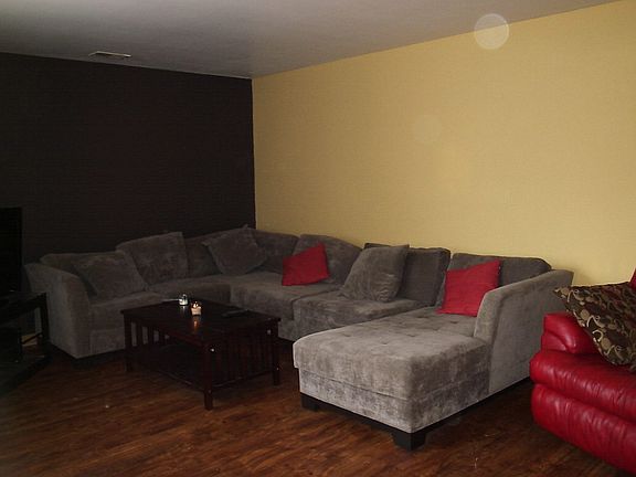 4th image of 25 Fernwood Dr #P