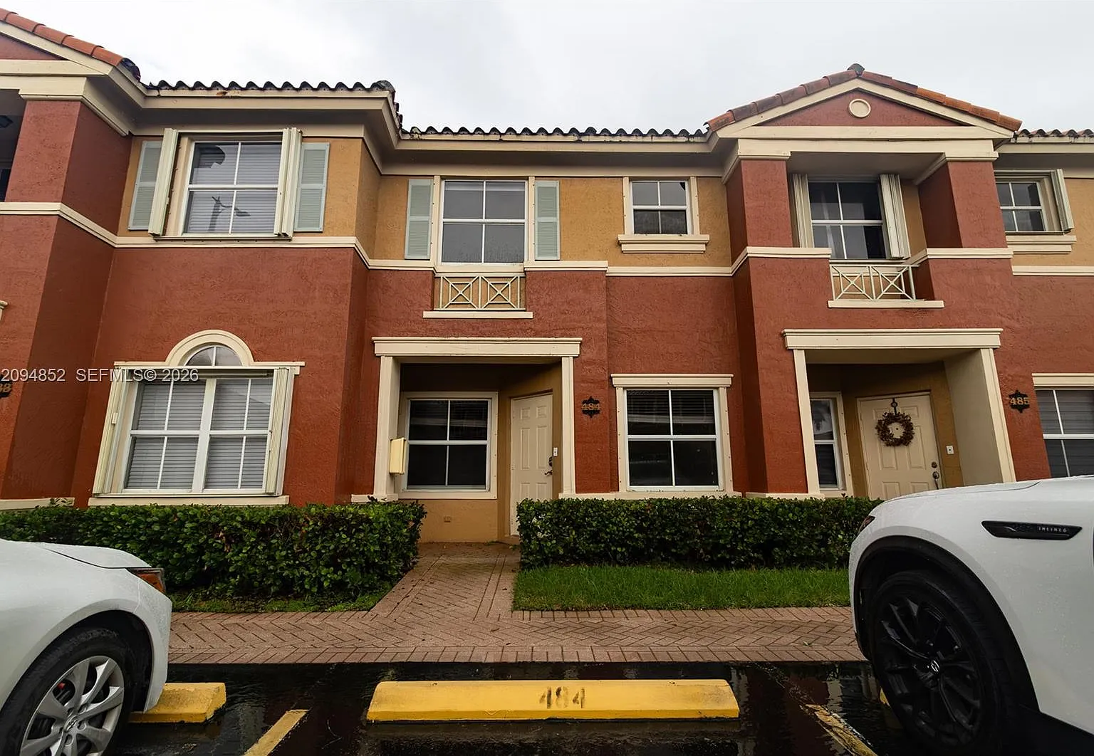 The Gates At Doral Isles — Photo 1