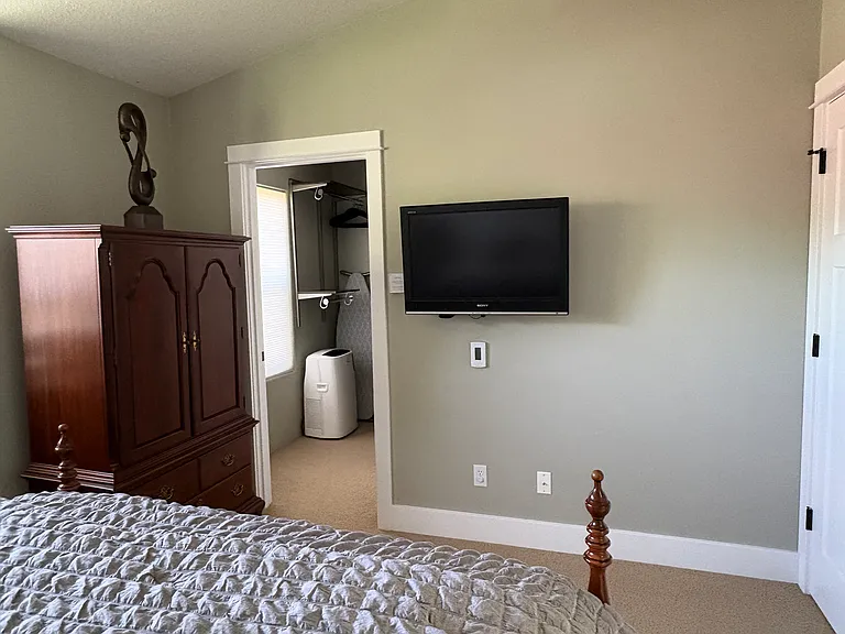 7572 NE Chesapeake St — Photo 17