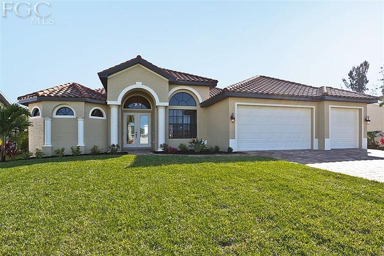 1st image of 4343 SW 25th Ave