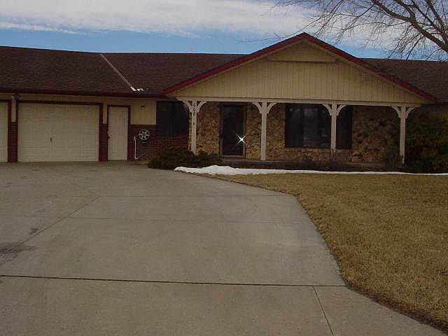 1st image of 608 Bluestem Ct