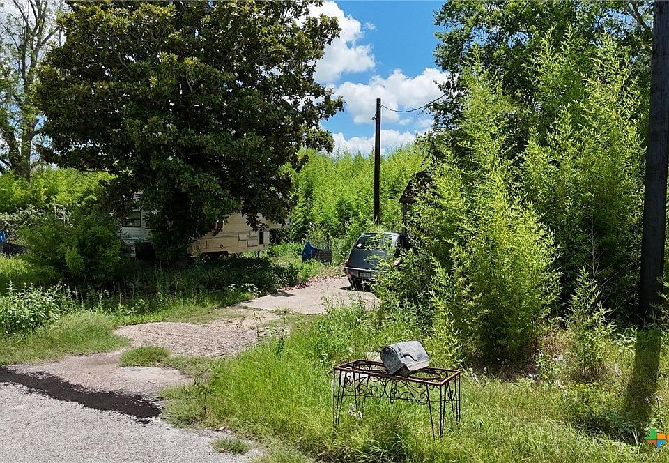 1st image of 340 Cypress Valley Rd