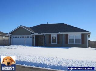 2727 Devin Dr, Junction City, KS 66441