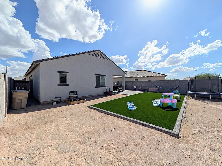 24458 W Verlea Dr — Photo 48