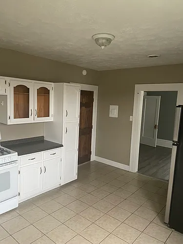 130 Kenric Ave Photo 1