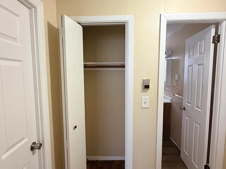 75 Fairview Ave #1-0 — Photo 11