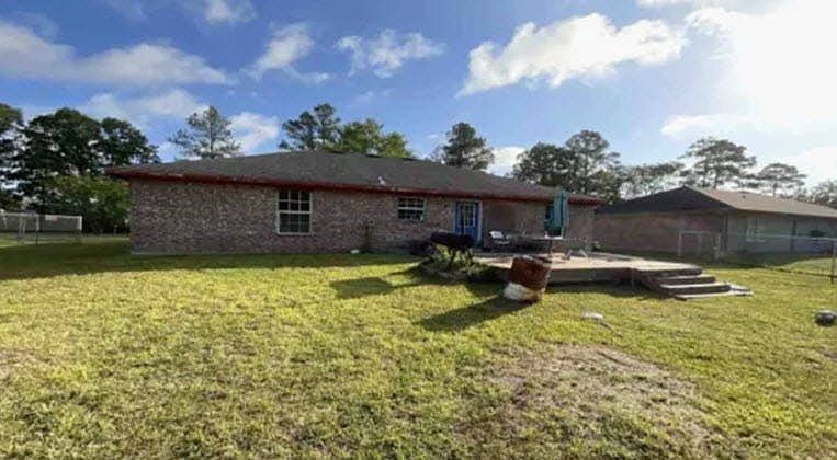 2nd image of 2886 Benton Rd