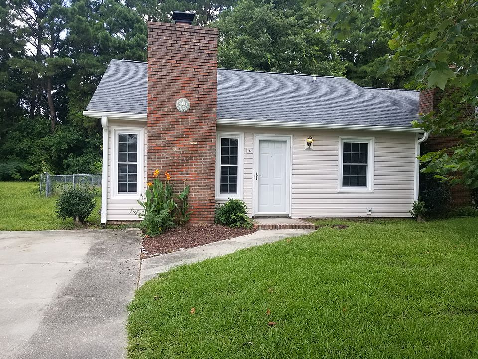1st image of 127 Pine Crest Dr #0