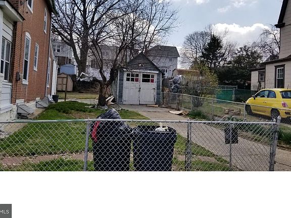 2nd image of 5819-25 Weymouth St