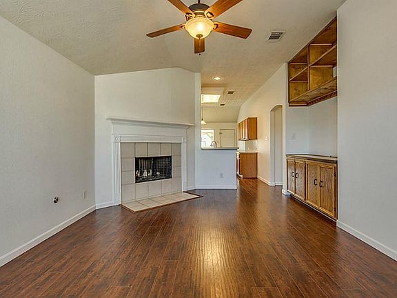 5th image of 18455 Sunrise Pines Dr