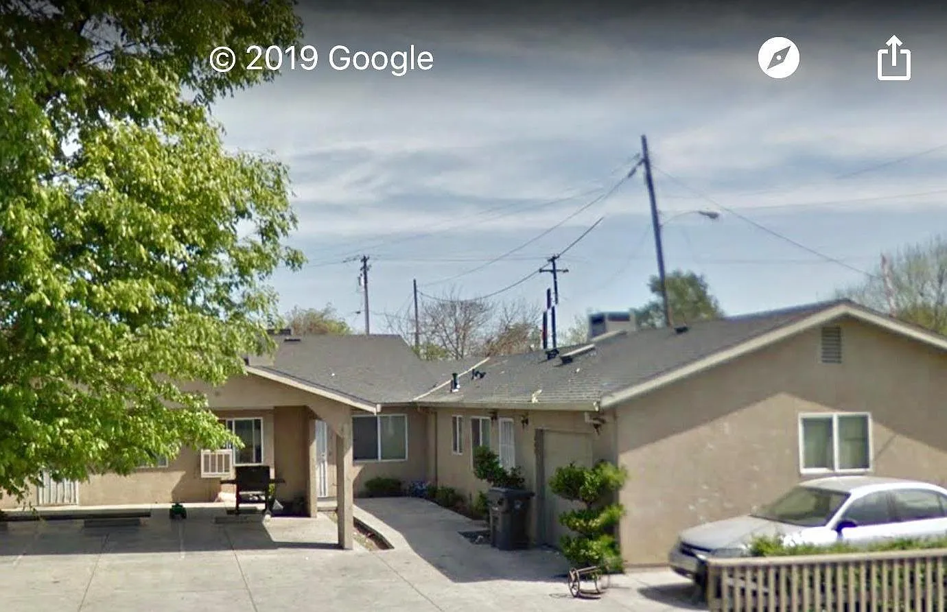 440 Garfield Ave photo 1