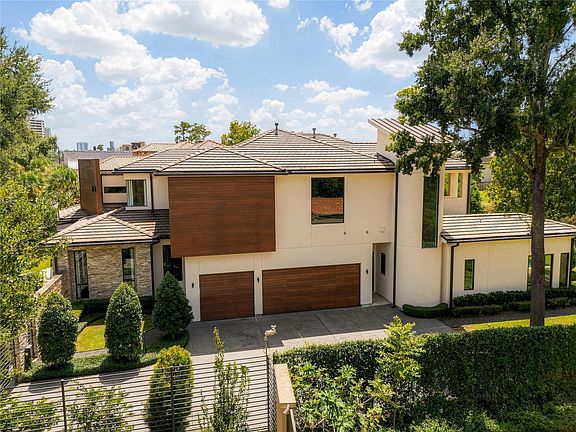 3rd image of 309 Glenwood Dr