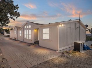 32 Cedar Hill Ln N, Moriarty, NM 87035