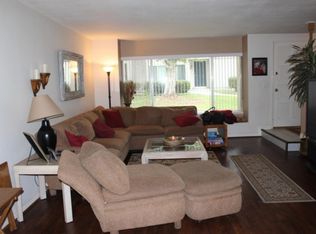 15091 Varsity St APT B, Moorpark, CA 93021