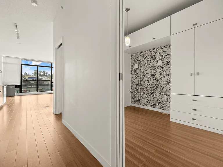 121 Brew St — Photo 4